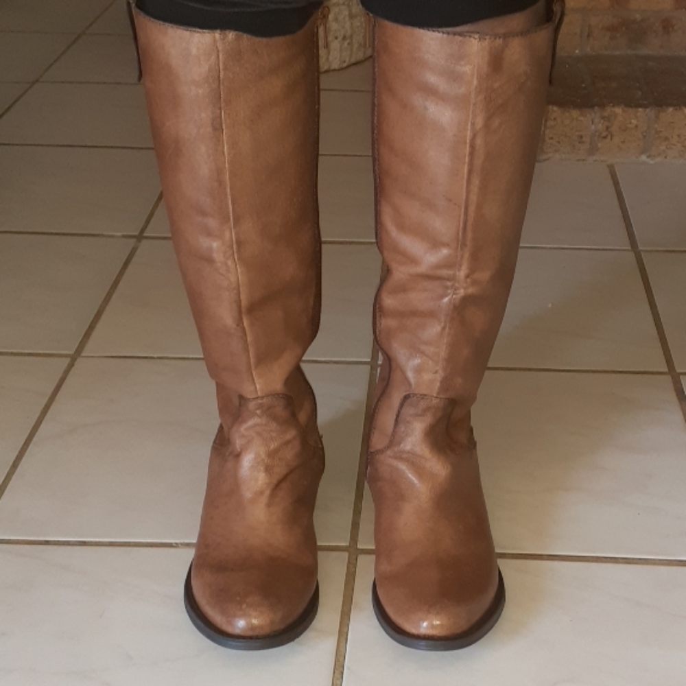 Steve Madden Boots